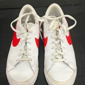 Low top Nike Blazers